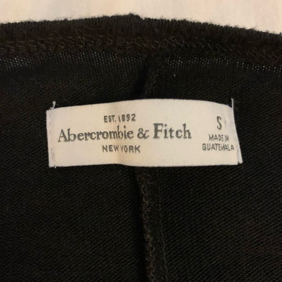Abercrombie & Fitch deep v layered sweater! - Picture 2 of 3